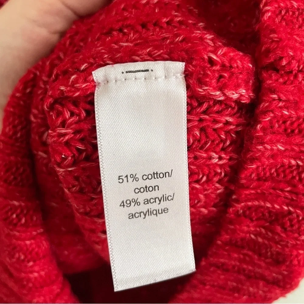Maurice’s red sweater